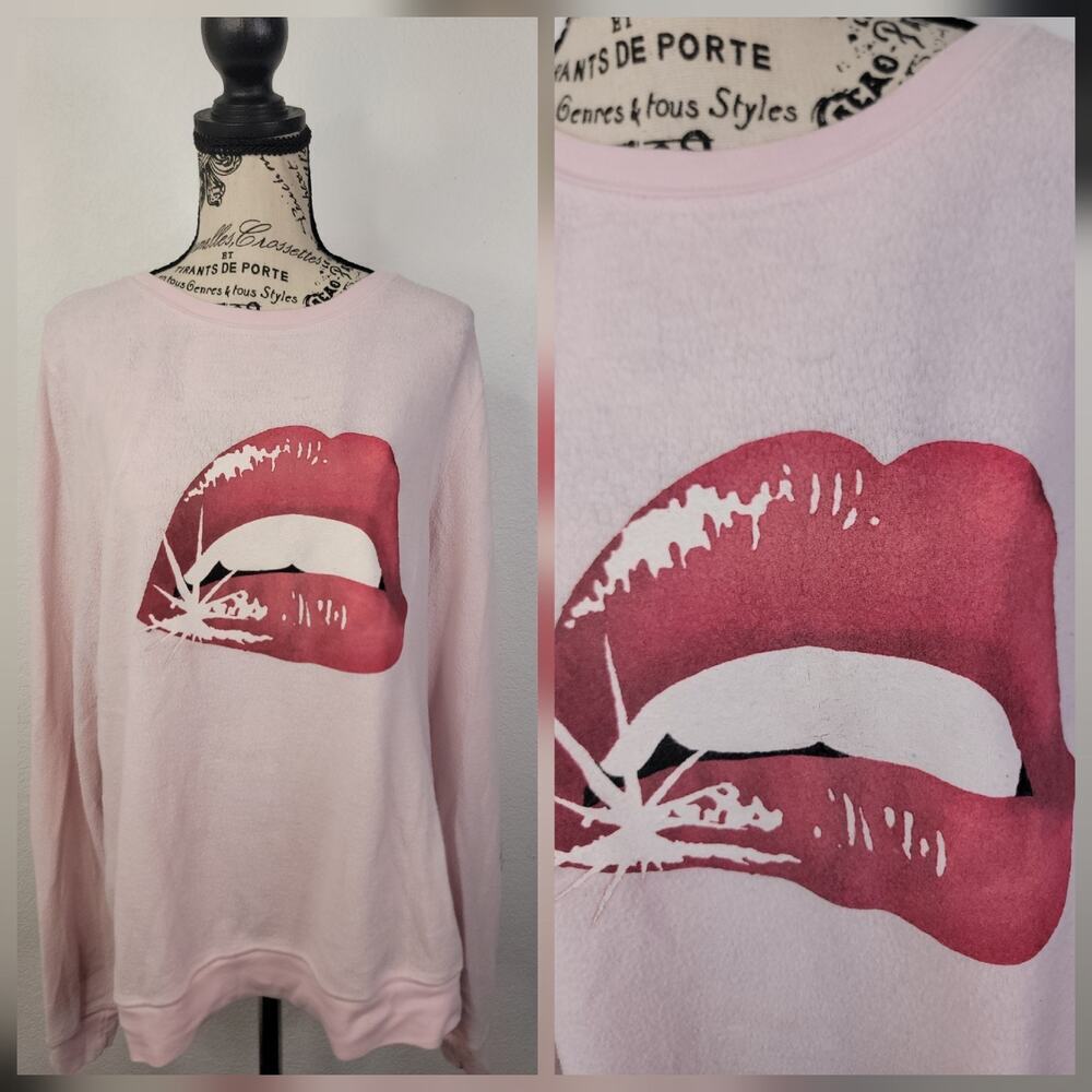 Wildfox Lip Sweatshirt Womens Sz Large V Neck Pink Long Sleeves Beachy Cozy